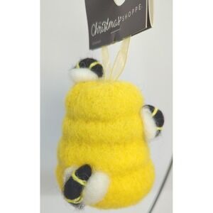 Felt Beehive Ornament Needle‎ Felt Felted Plush Bees 3.75" Tall NWT